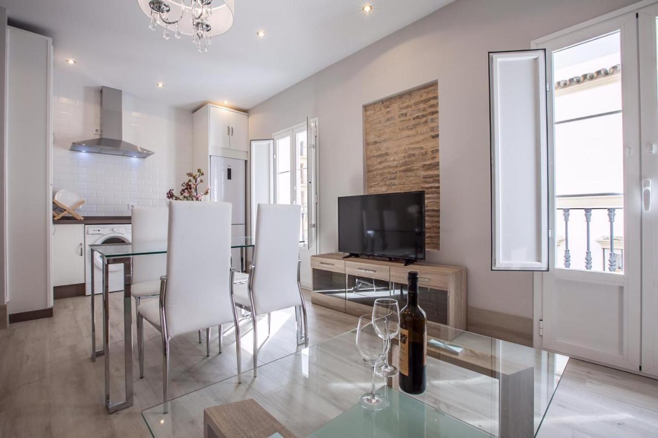 Atico Duplex Gran Terraza ↑ Calidades 2 Hab 2Banos Apartment Sevilla Bagian luar foto
